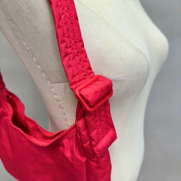 Baggu Mini Nylon Shoulder Bag Candy Apple Red Monochromatic Red Zipper - Picture 6 of 16